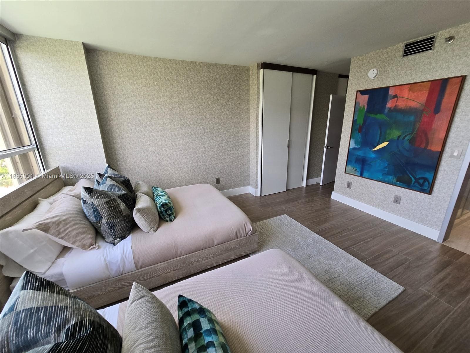 11113 Biscayne Blvd 854 photo 23