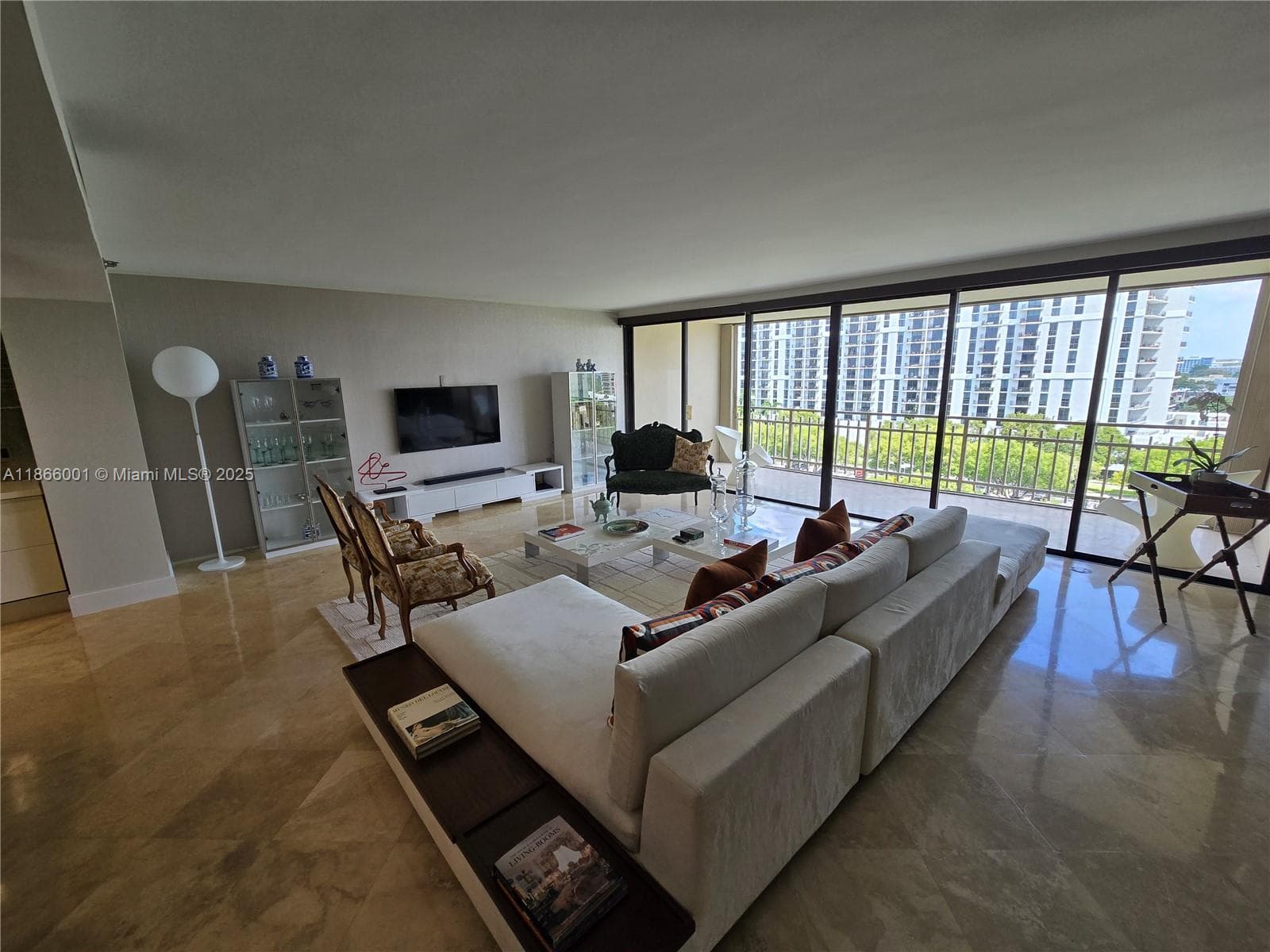 11113 Biscayne Blvd 854 photo 6