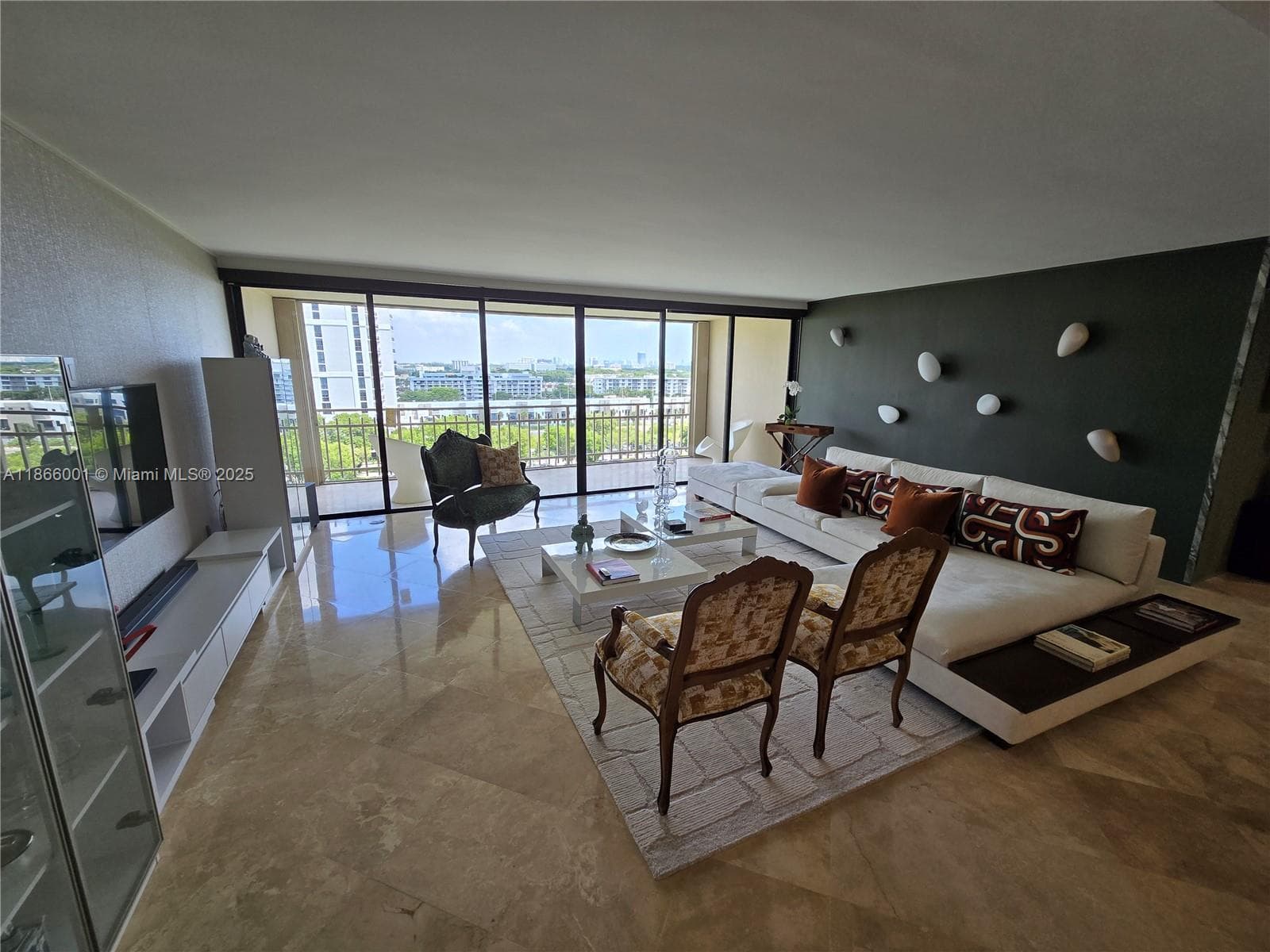 11113 Biscayne Blvd 854 photo 5
