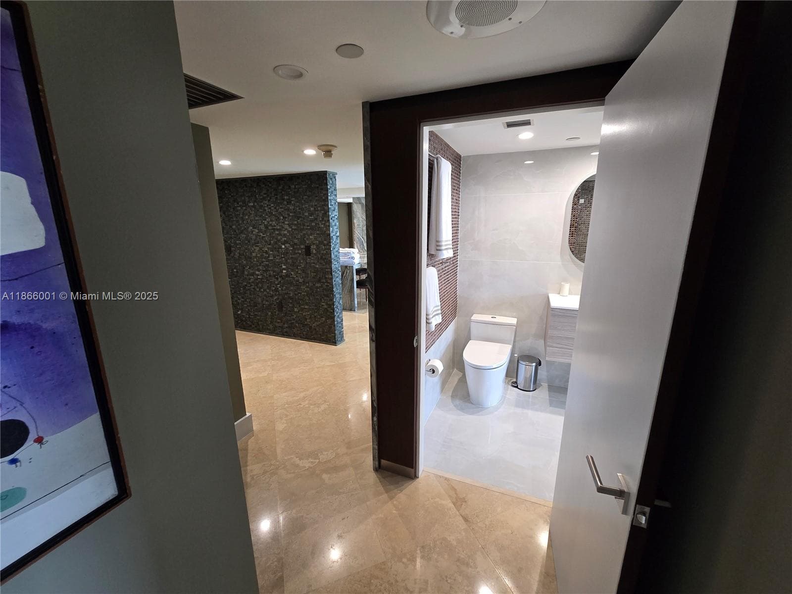11113 Biscayne Blvd 854 photo 25