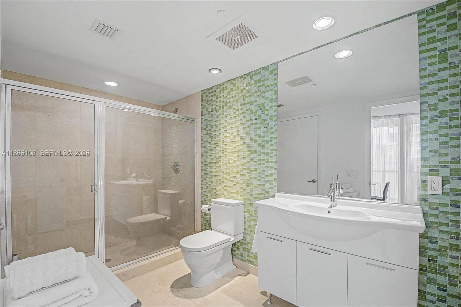 495 Brickell Ave 3504 photo 10
