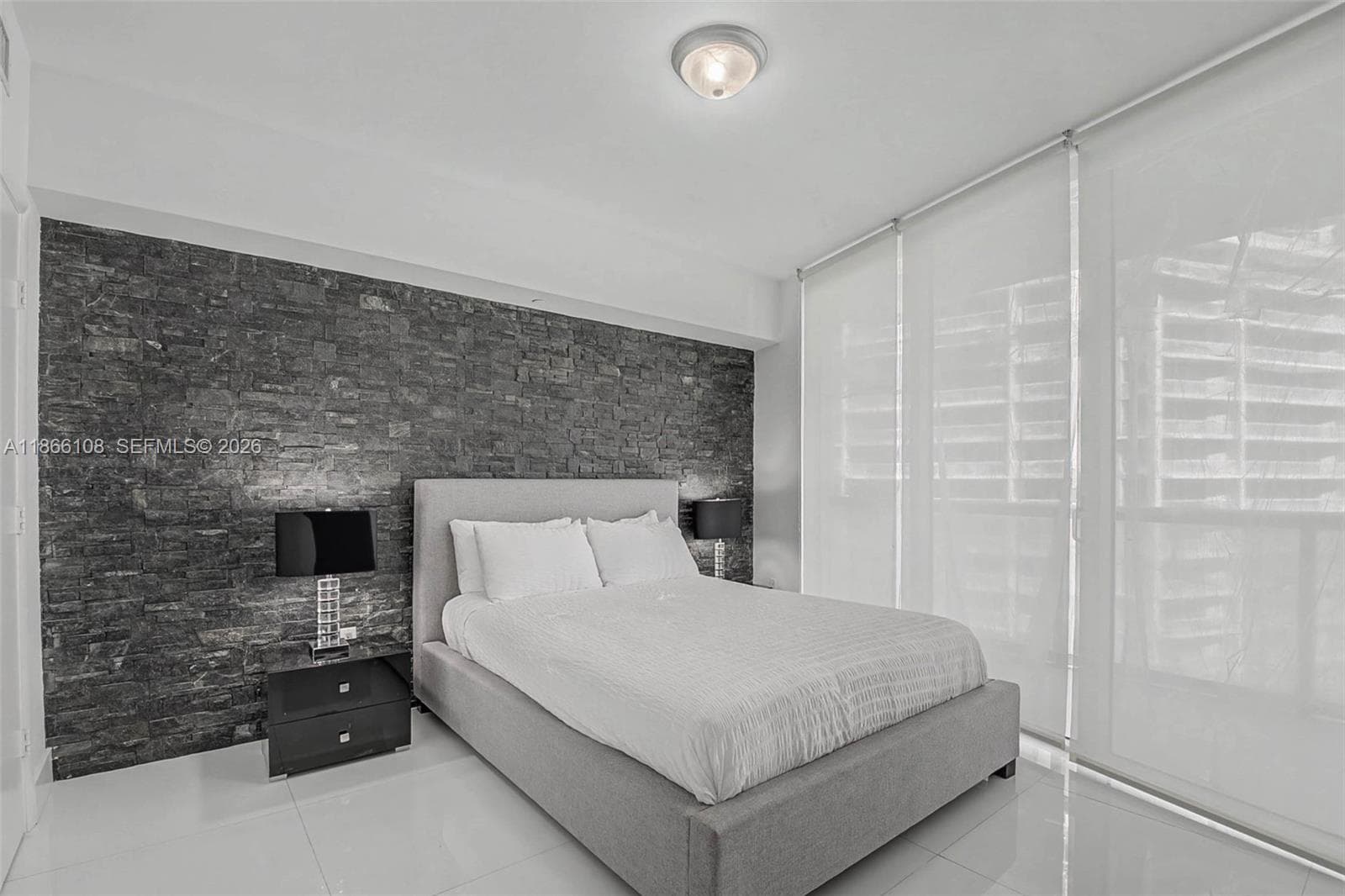 495 Brickell Ave 3504 photo 18
