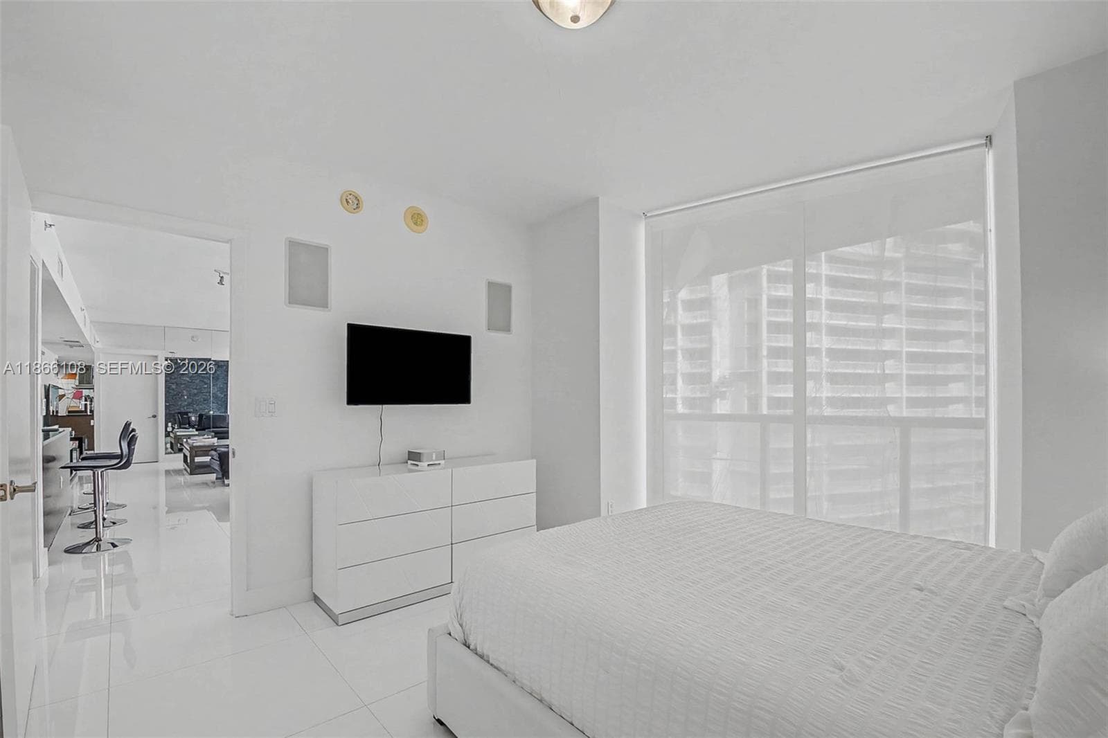 495 Brickell Ave 3504 photo 11