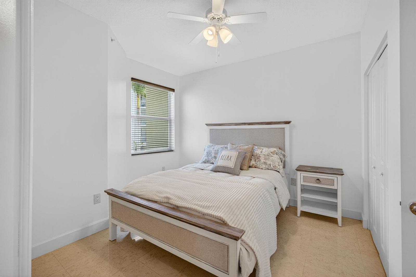 275 NW Flagler Avenue 204 photo 23