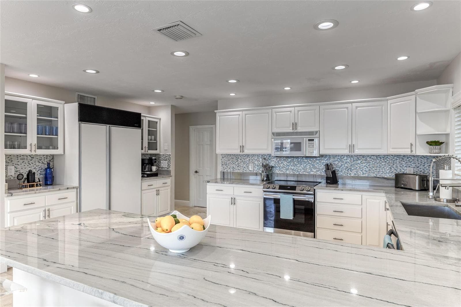 616 1st Key Drive photo 22