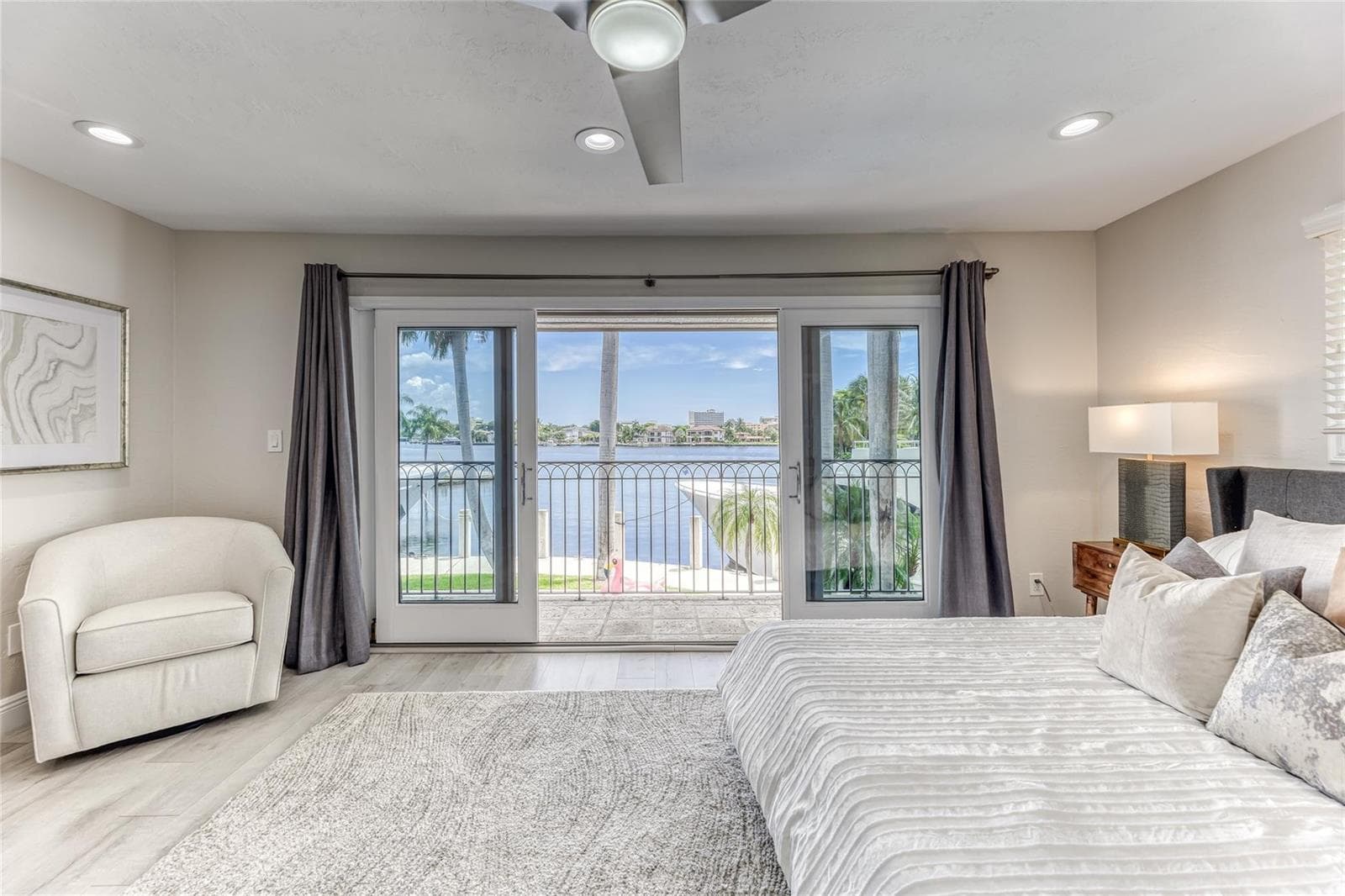 616 1st Key Drive photo 9