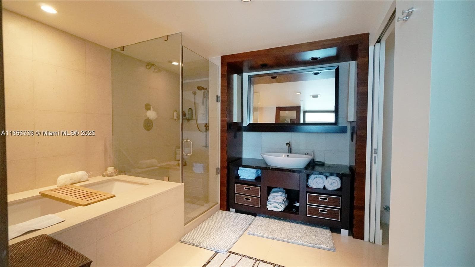 6801 Collins Ave 710 photo 10