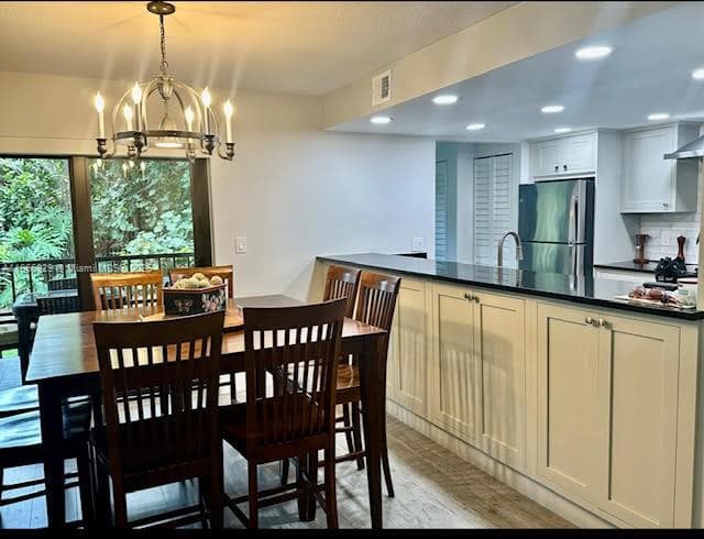 2309 W Fairway Drive South 2309 photo 9