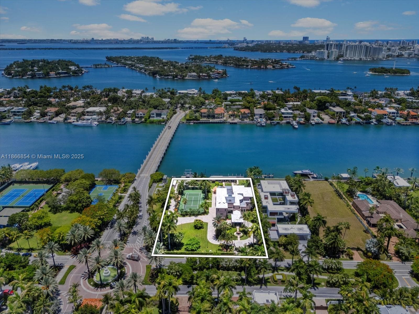 145 Palm Ave photo 1
