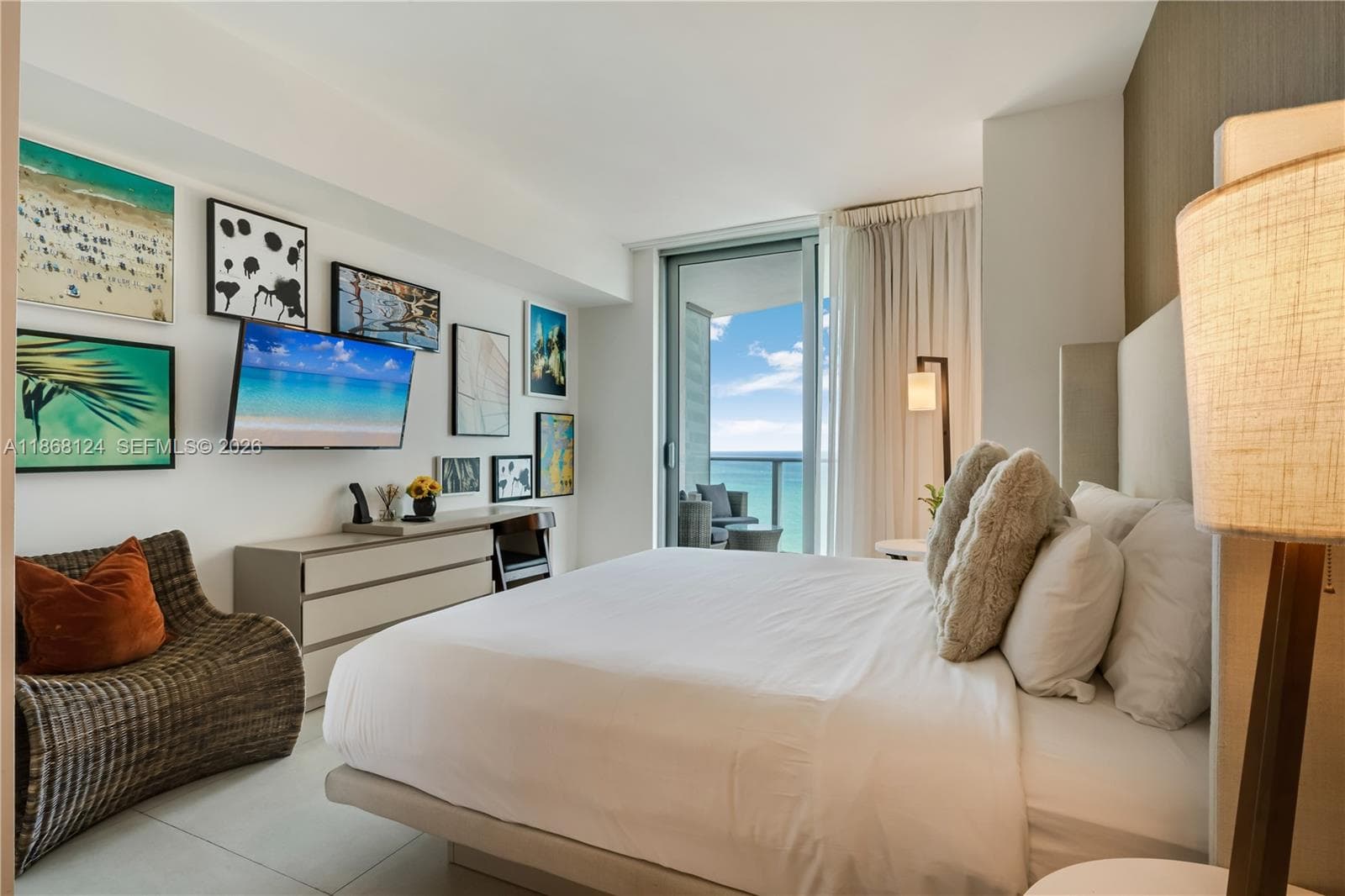 4111 Ocean Dr 1405 photo 14