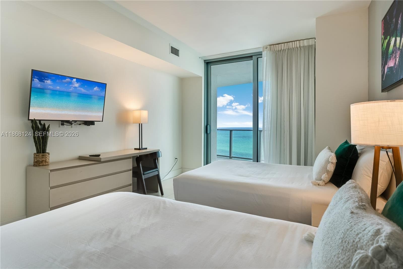 4111 Ocean Dr 1405 photo 21