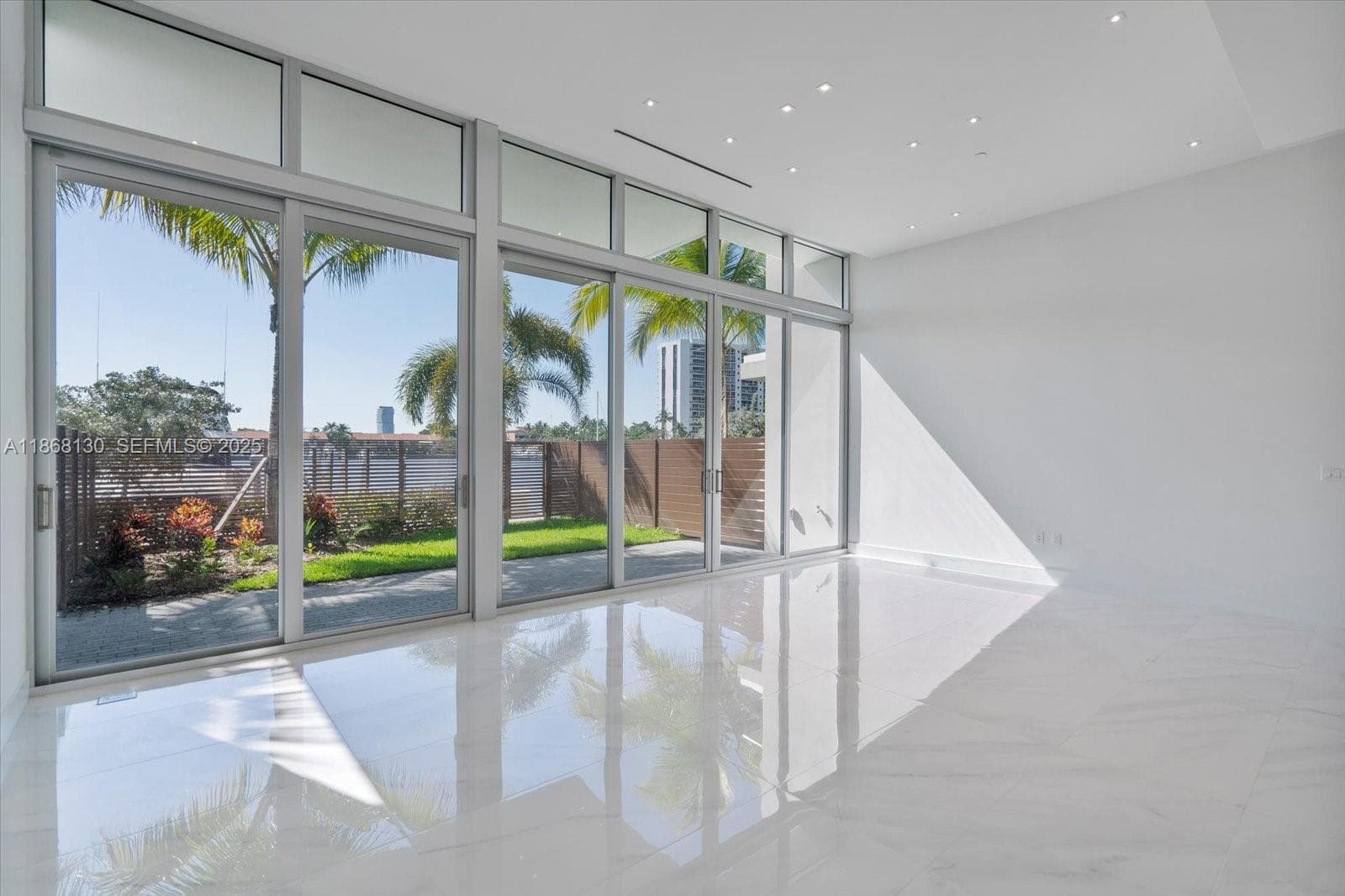 3750 Yacht Club Dr TH3 photo 16