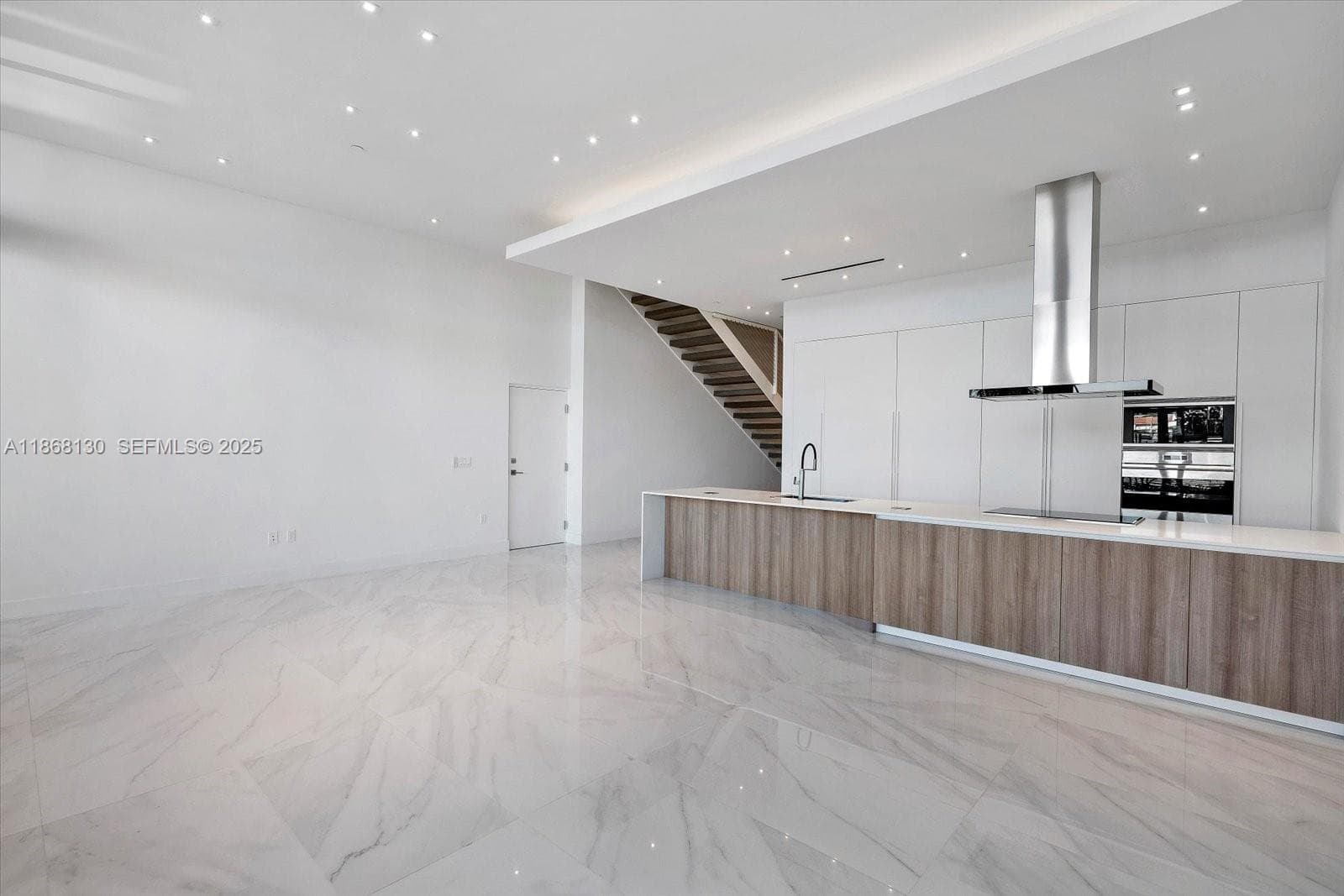 3750 Yacht Club Dr TH3 photo 7