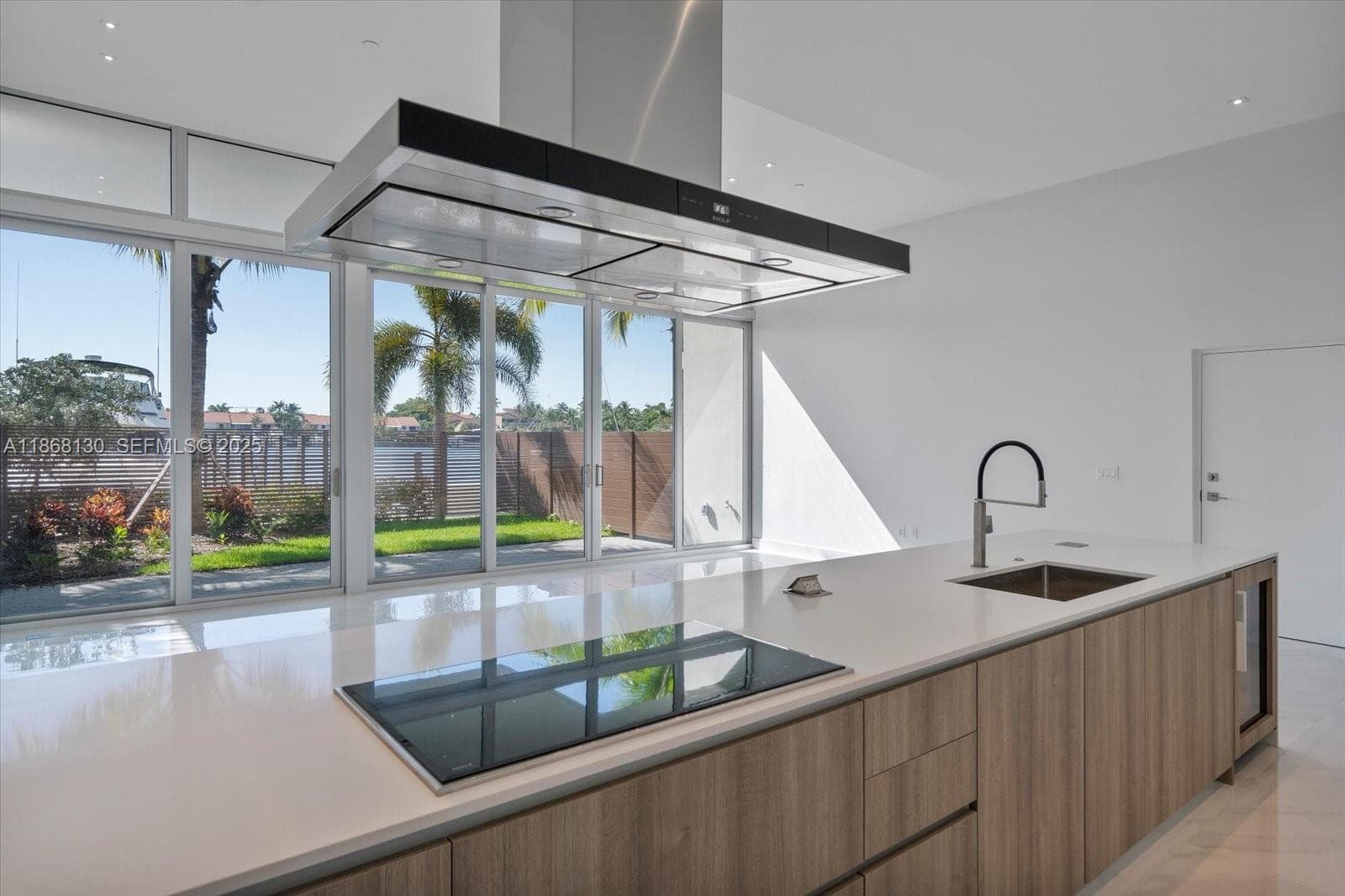 3750 Yacht Club Dr TH3 photo 11