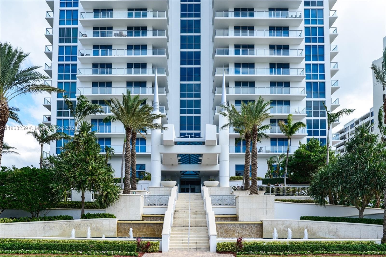 3101 S Ocean Dr 404 photo 1