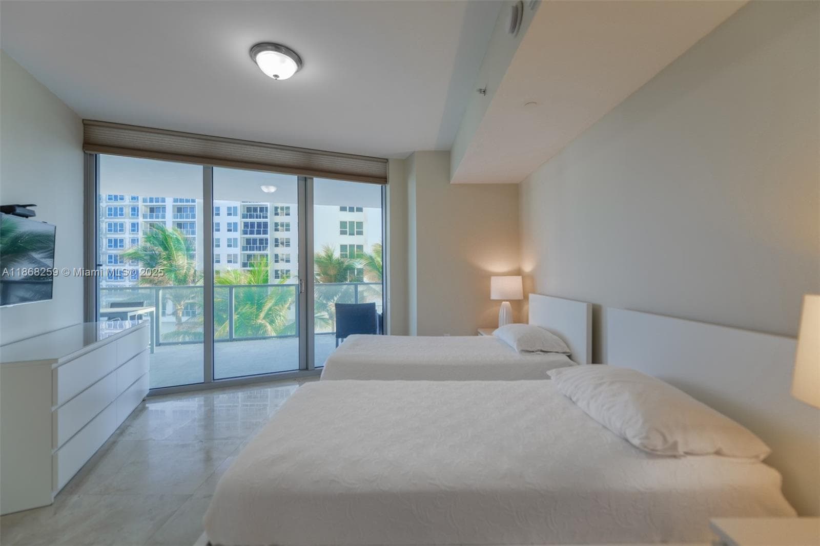 3101 S Ocean Dr 404 photo 24