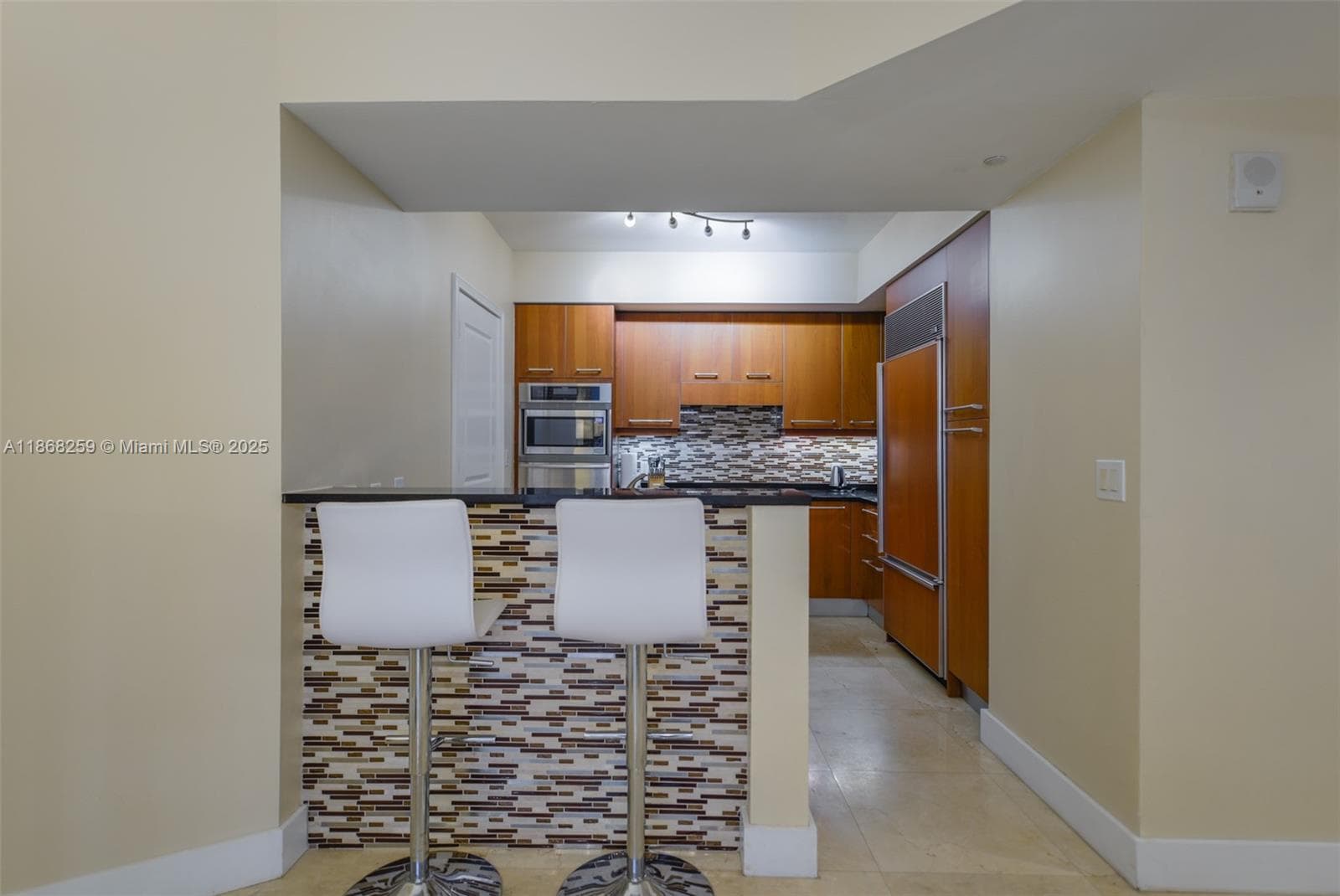3101 S Ocean Dr 404 photo 10