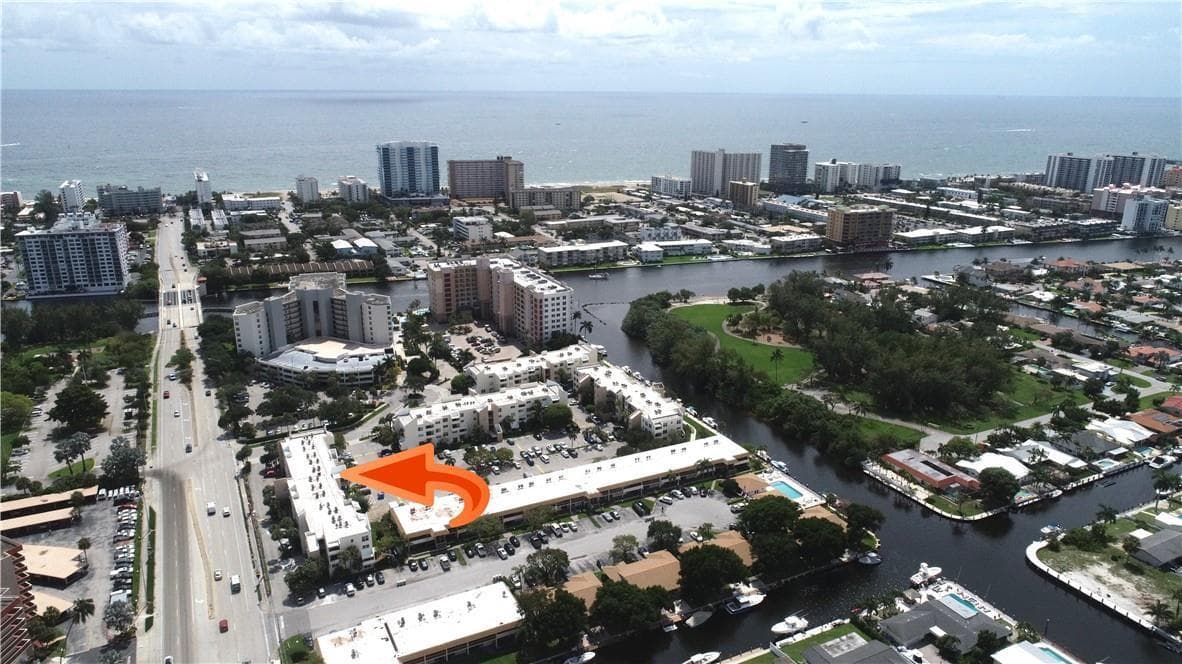 2840 NE 14th Street Causeway 210 photo 1