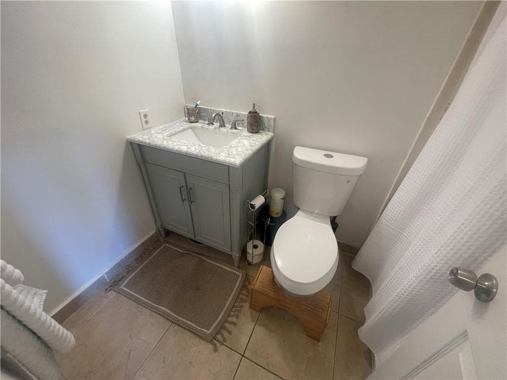 2840 NE 14th Street Causeway 210 photo 8