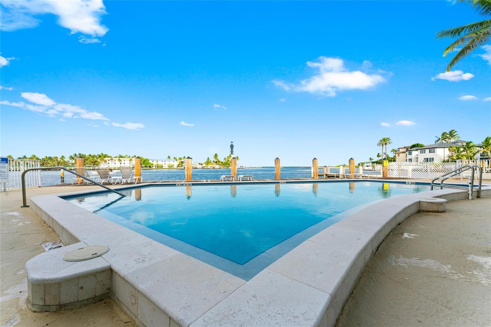2508 Bay Drive 209 photo 11