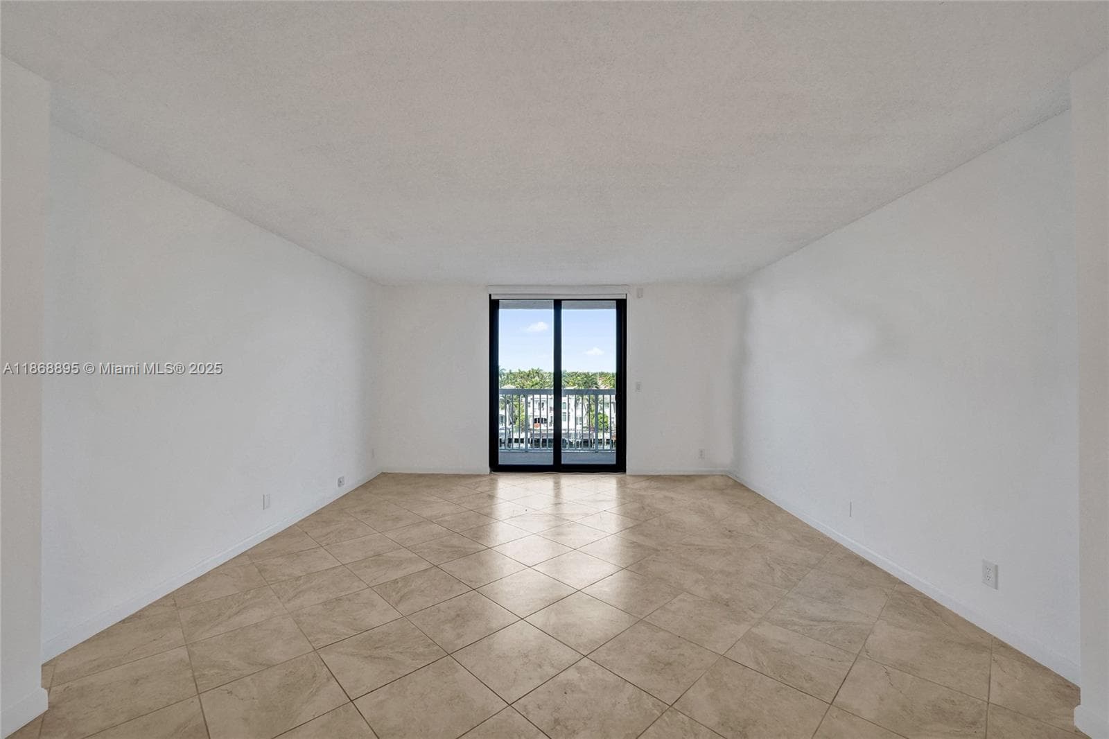 1500 S Ocean Dr 6F photo 10