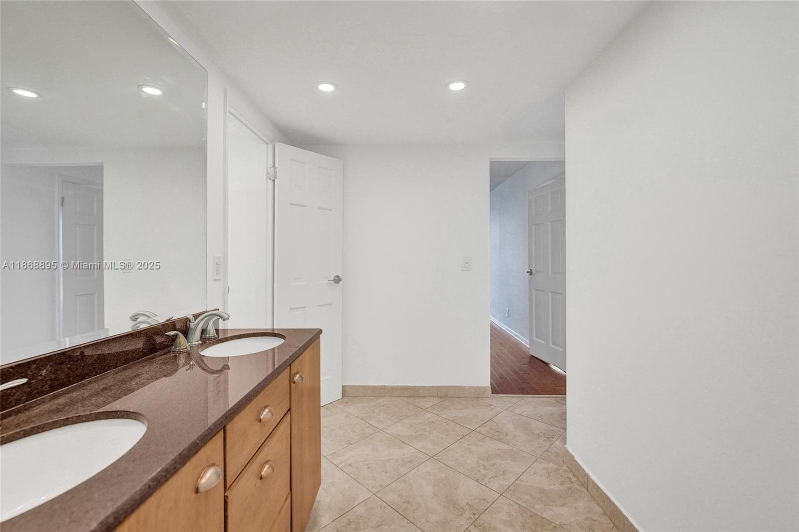 1500 S Ocean Dr 6F photo 18
