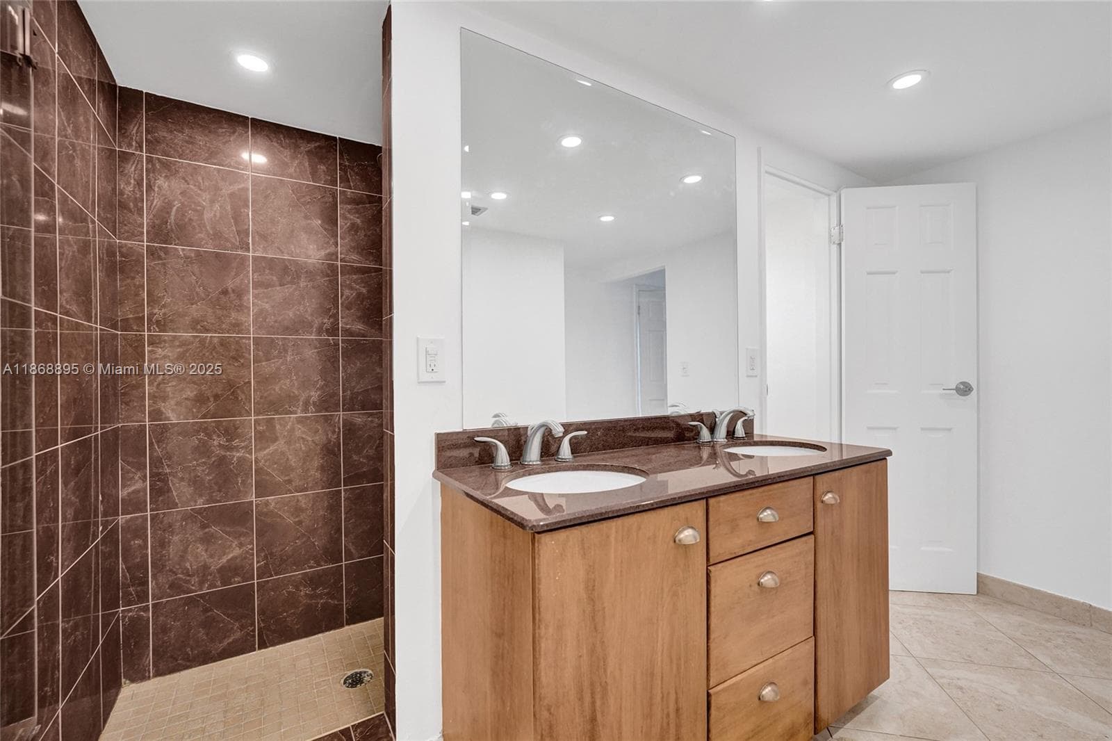 1500 S Ocean Dr 6F photo 19