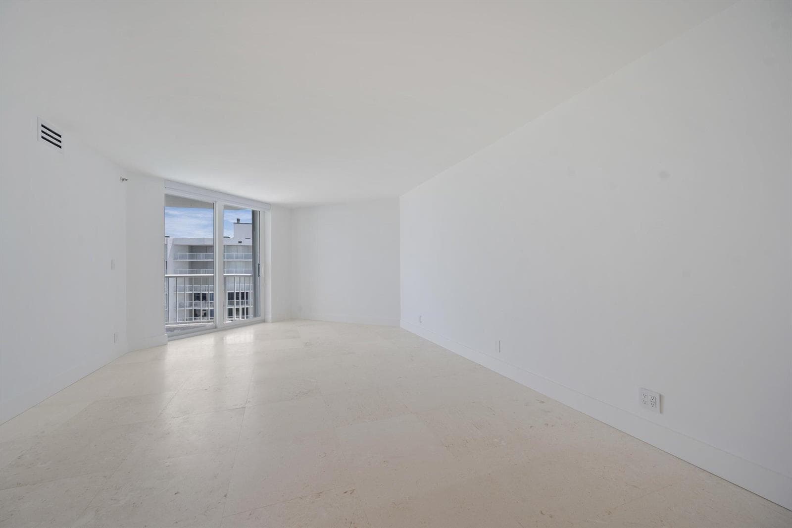 3170 S Ocean Boulevard 601n photo 17