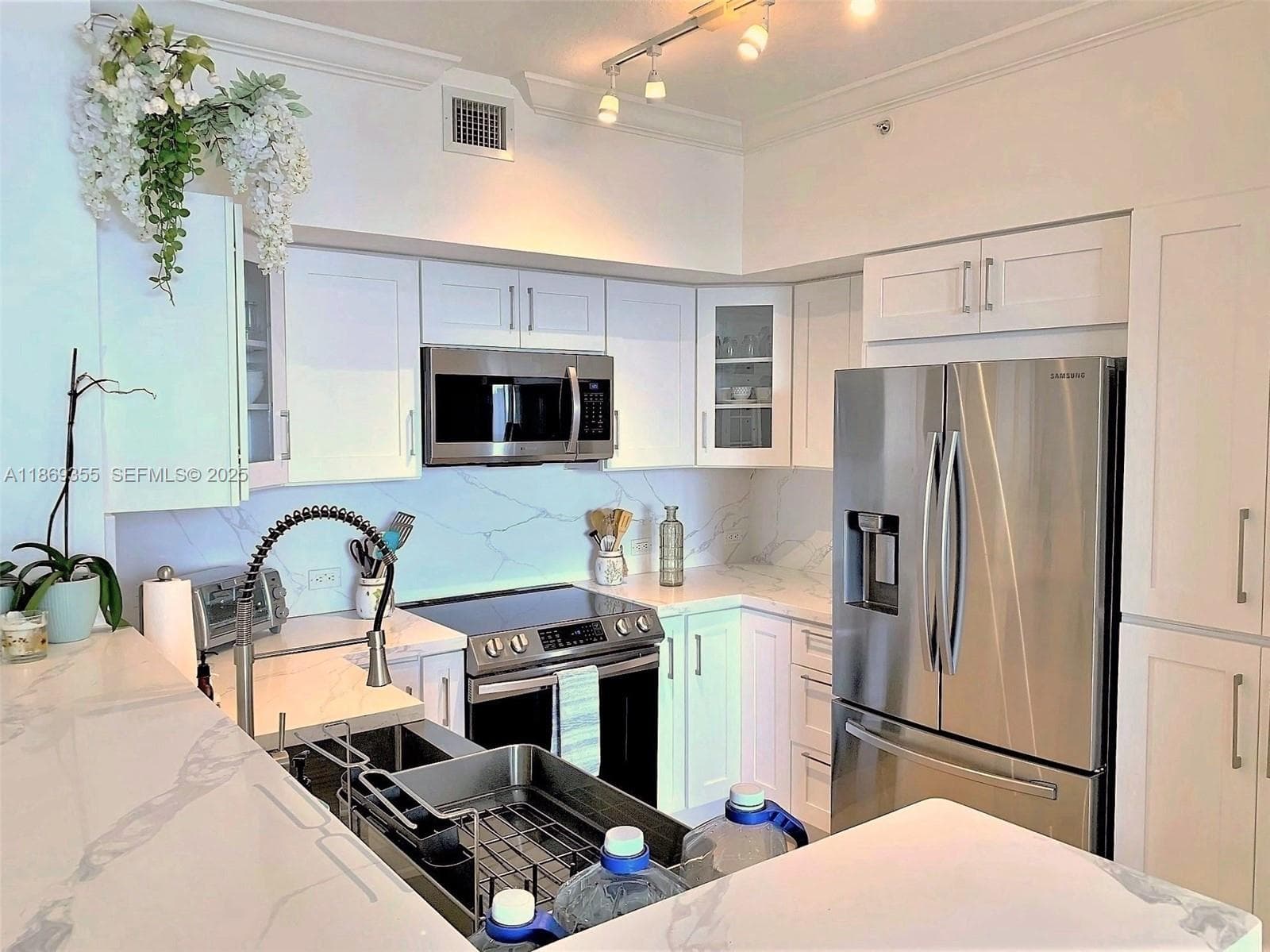 2080 S OCEAN DRIVE PH3 photo 6
