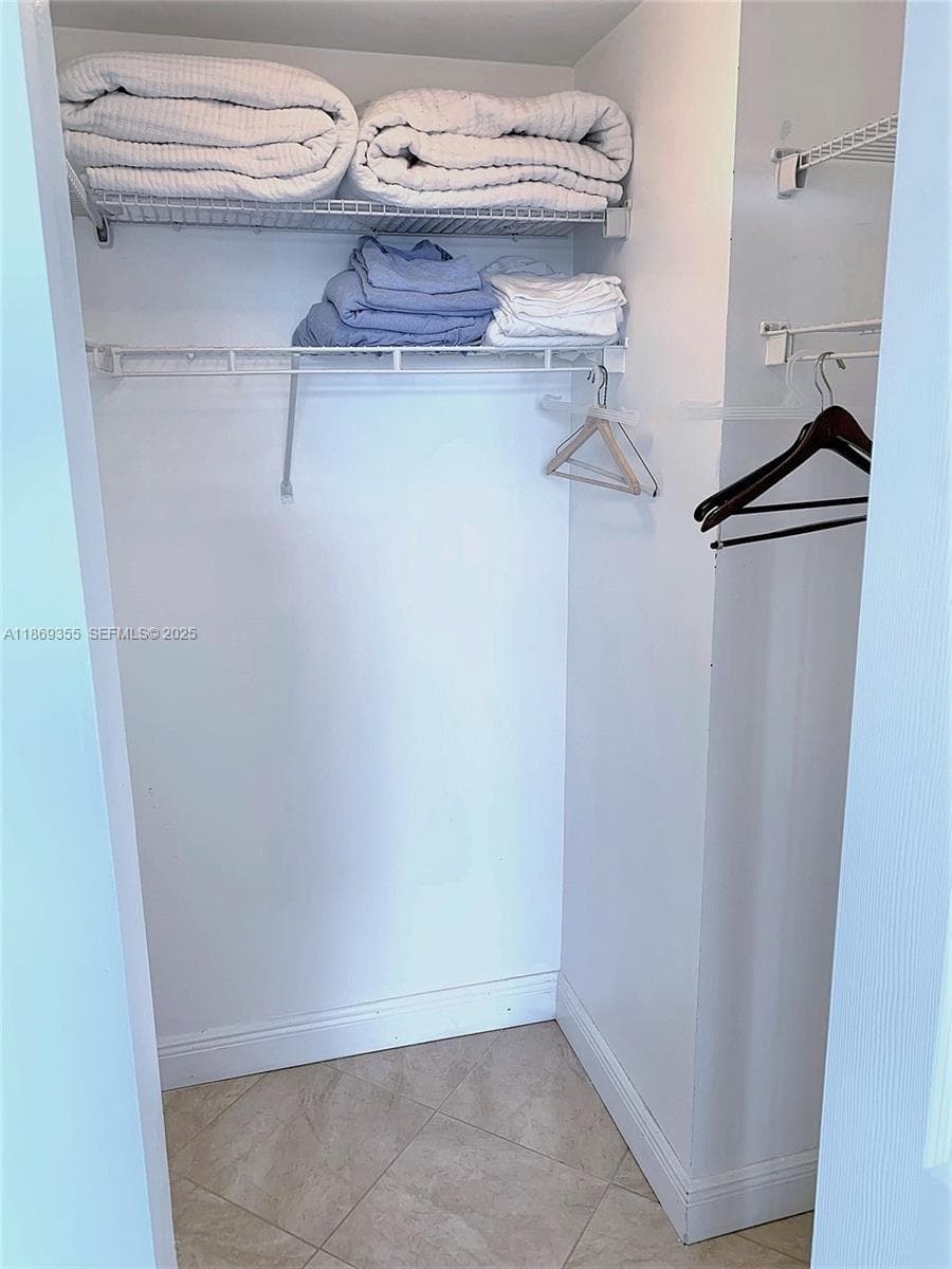 2080 S OCEAN DRIVE PH3 photo 18