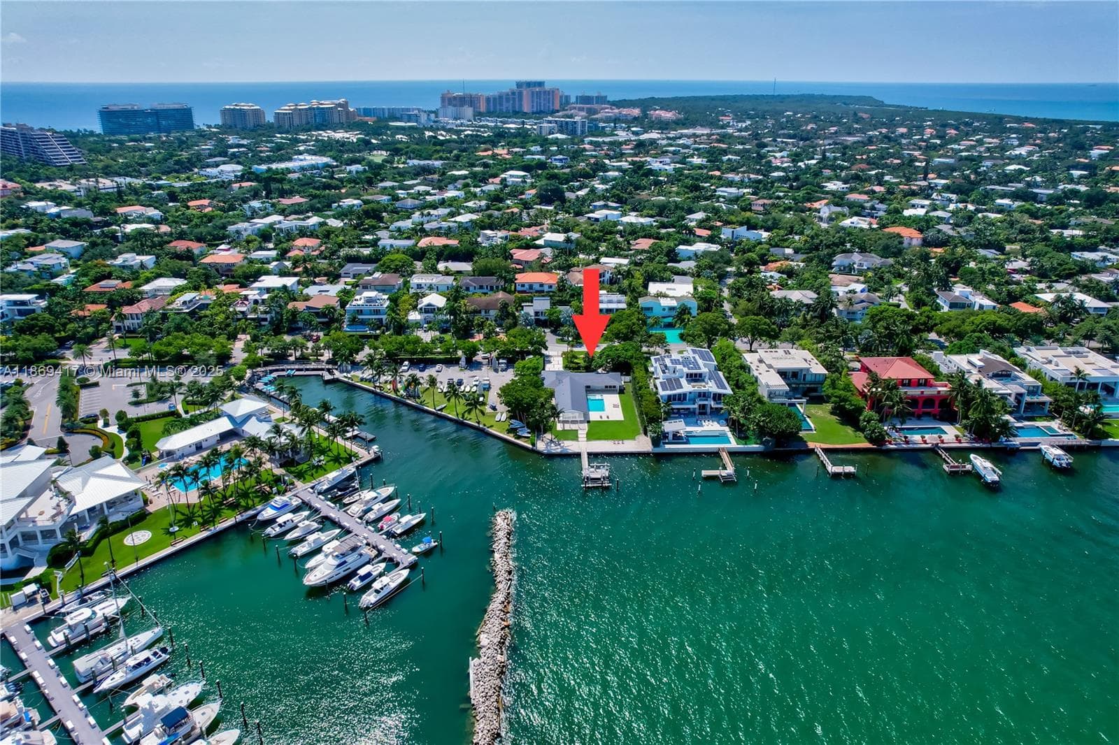 200 Harbor Dr photo 3