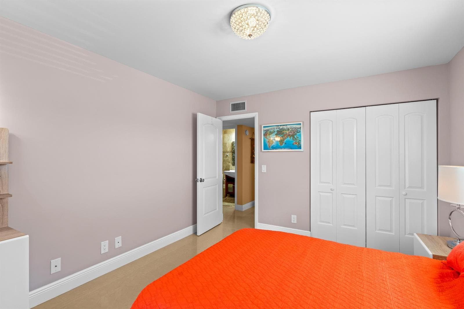 480 Flanders J photo 20