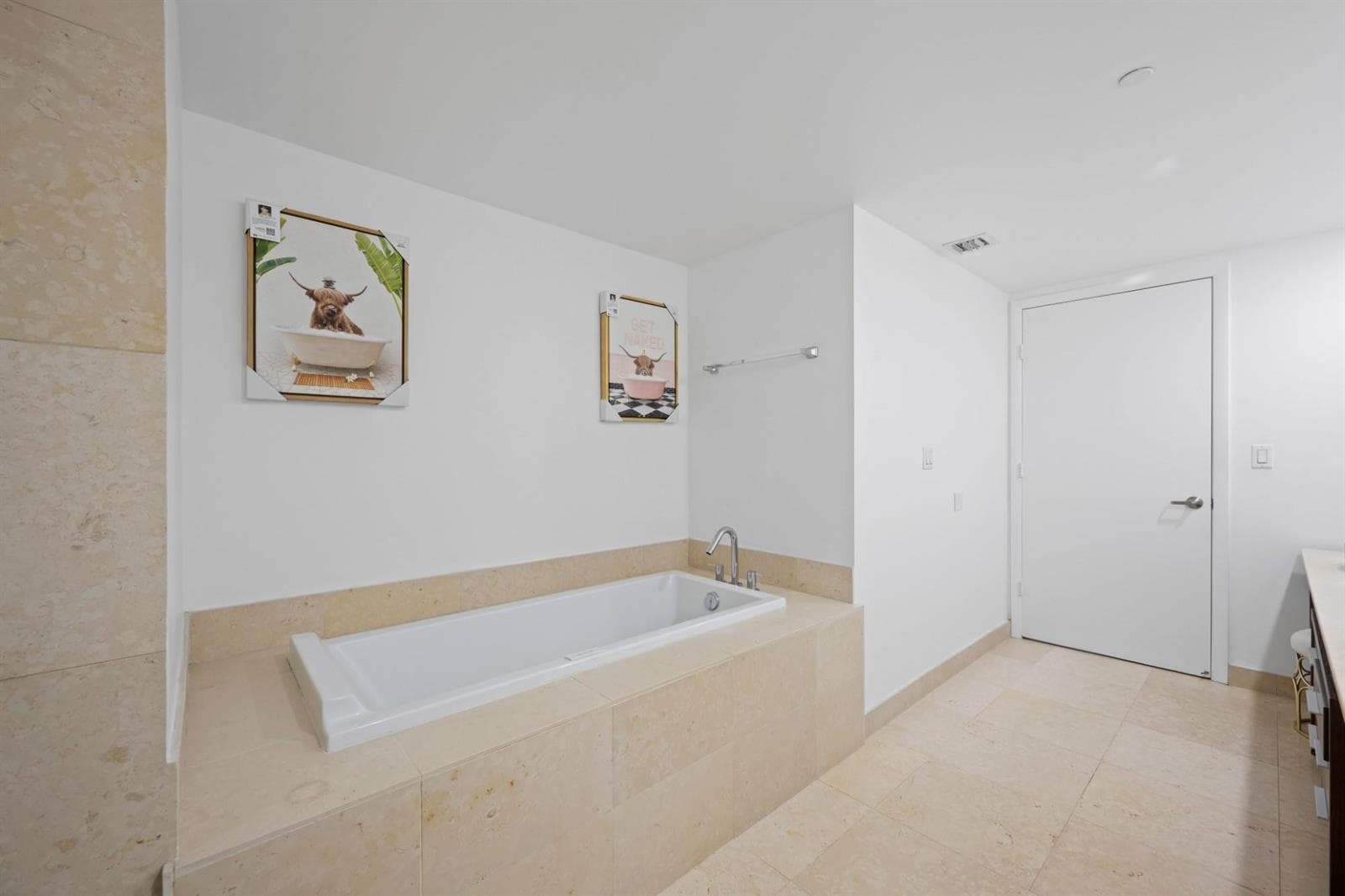 475 Brickell Avenue 1815 photo 20