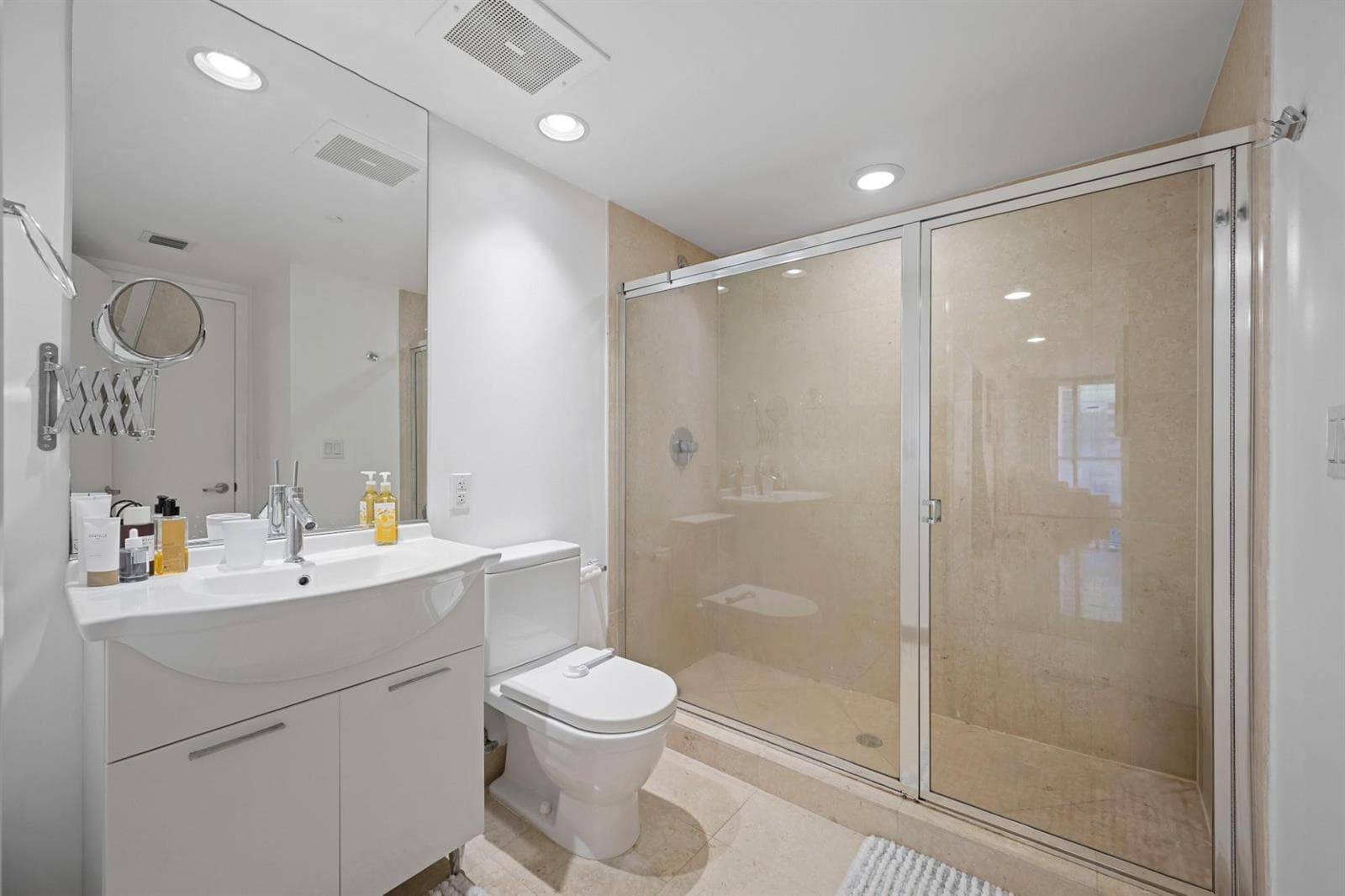 475 Brickell Avenue 1815 photo 14