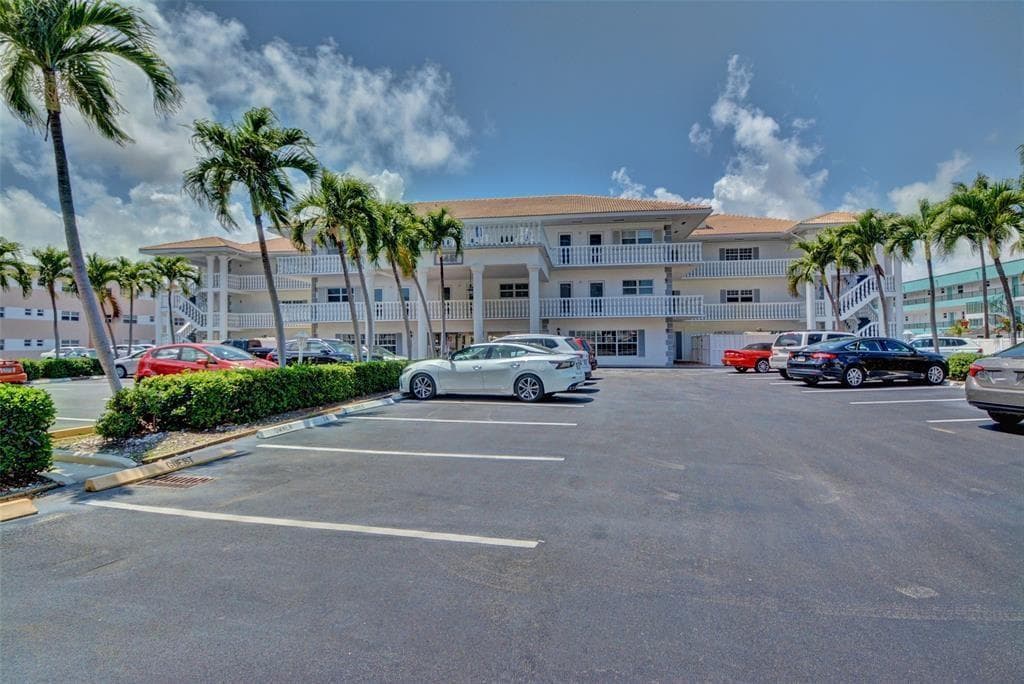 1461 S Ocean Boulevard 211 photo 8