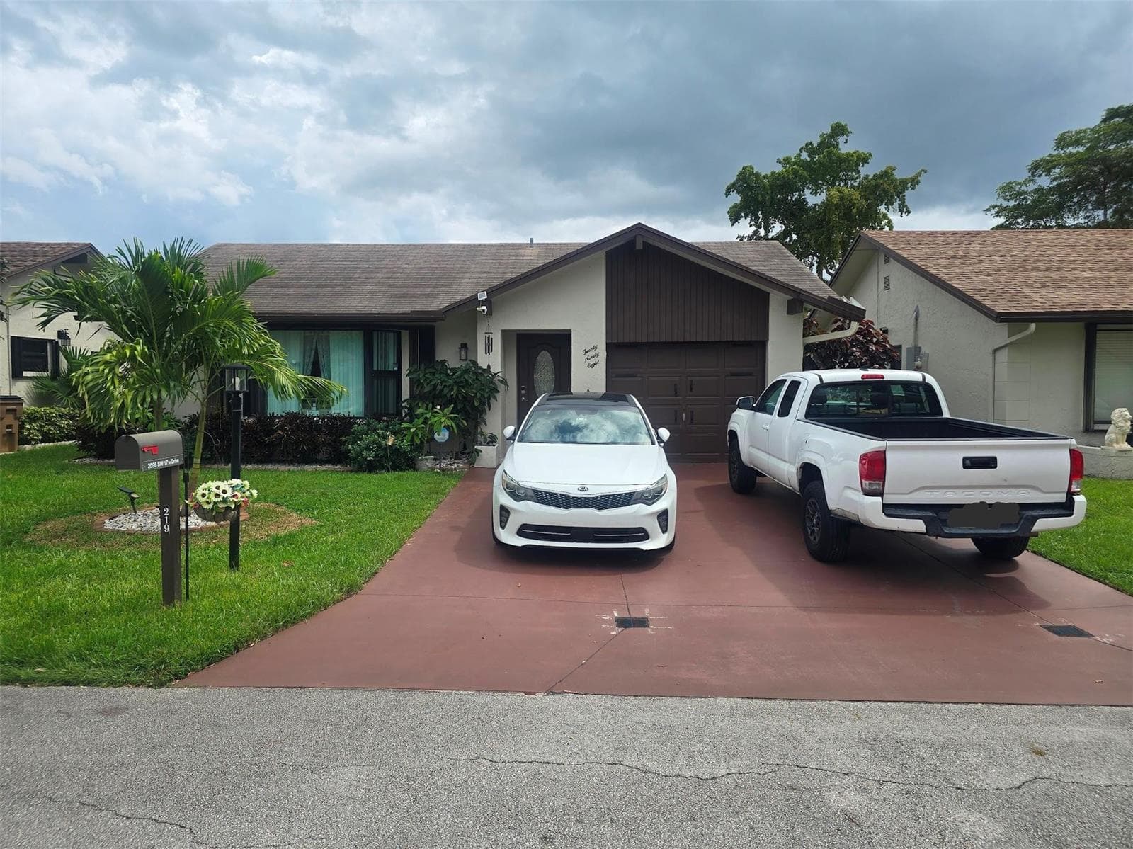 2098 SW 17th Drive photo 5