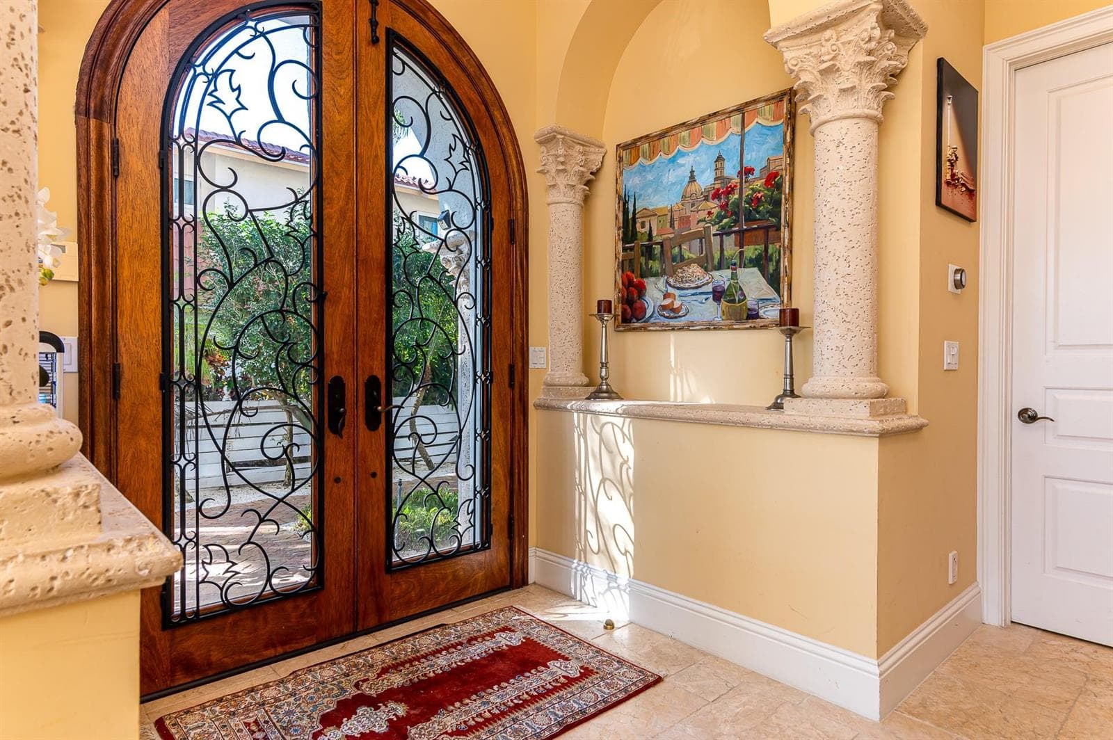 580 Admirals Way photo 3