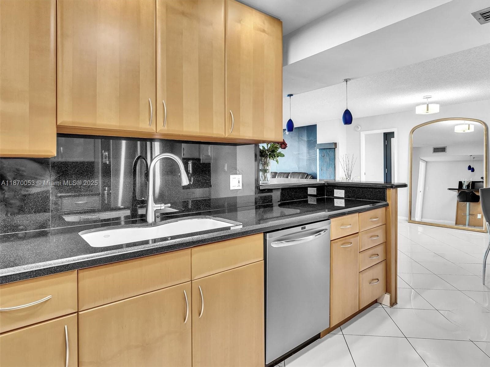 1500 S Ocean Dr 3E photo 11