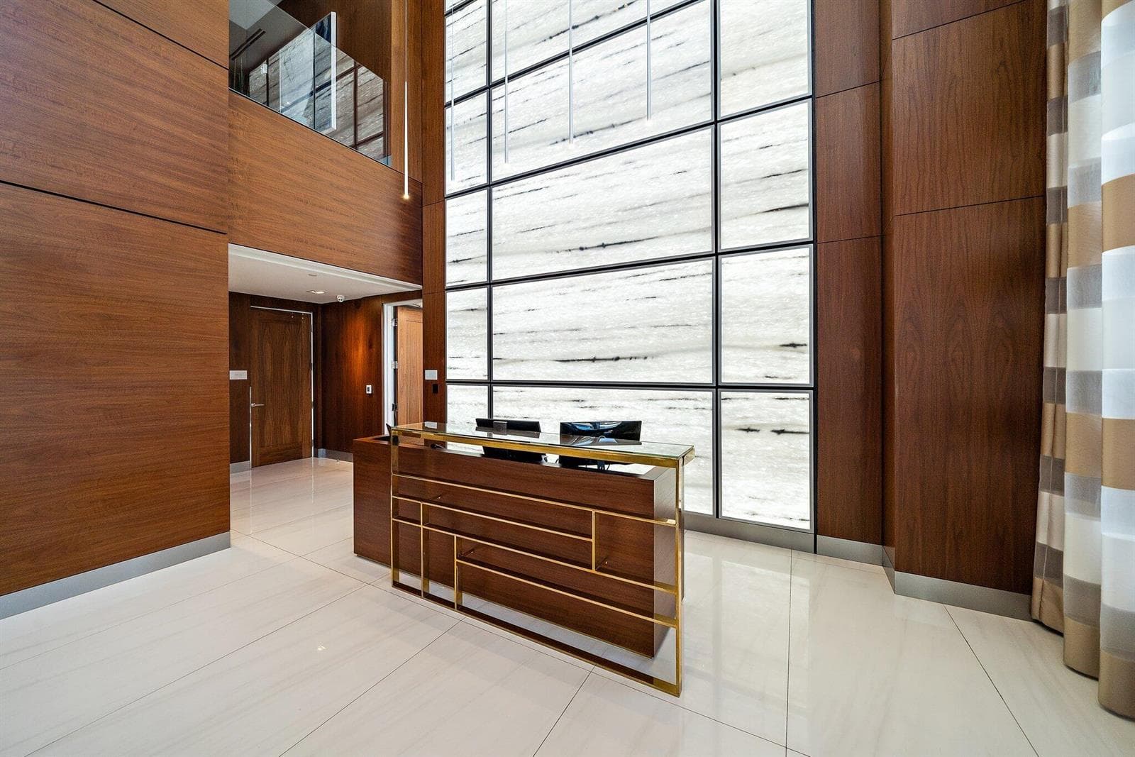 3730 N Ocean Drive 9d photo 25