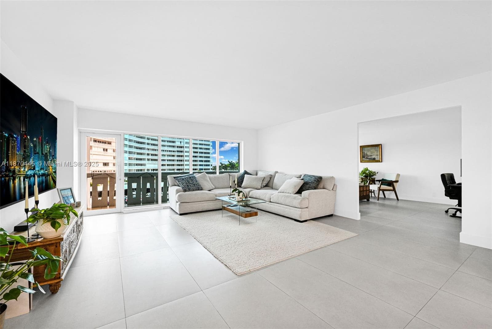 2100 S Ocean Dr 3CD photo 8