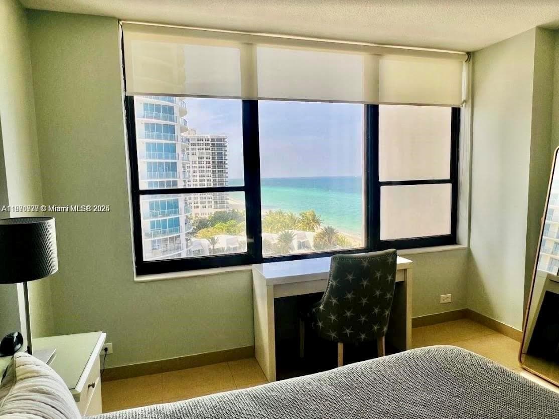 3505 S Ocean Dr 911 photo 13