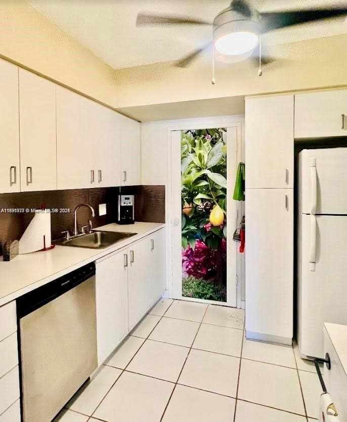 3505 S Ocean Dr 911 photo 8