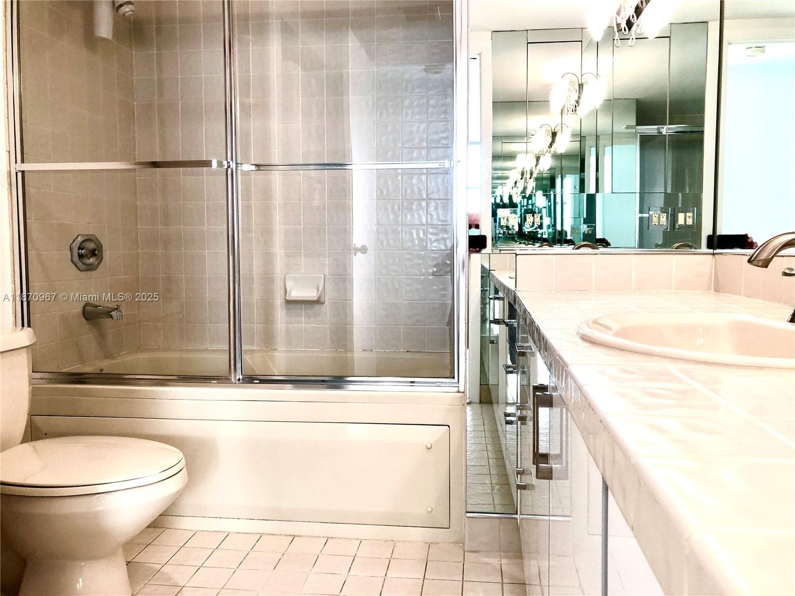 1000 Island Blvd 712 photo 13