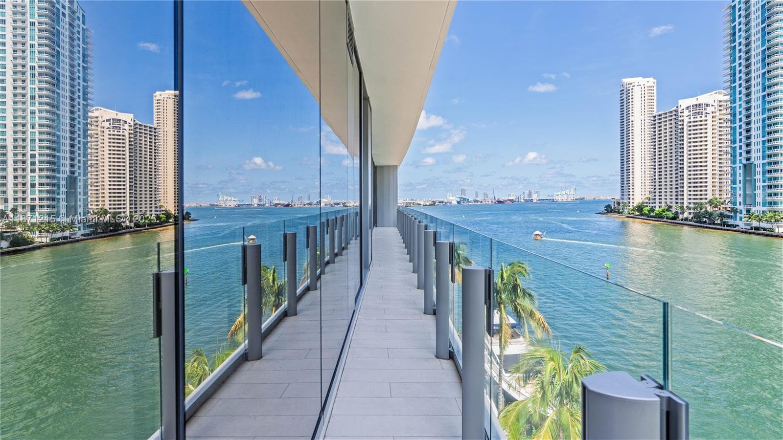 300 Biscayne Blvd Way 503C photo 22