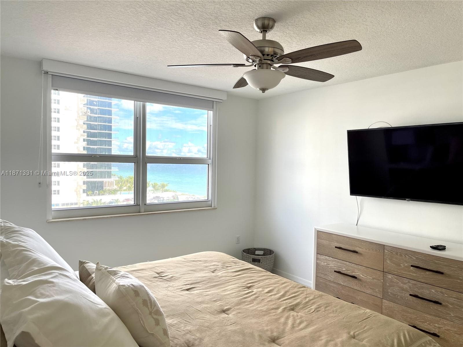 2080 S Ocean Dr 604 photo 12