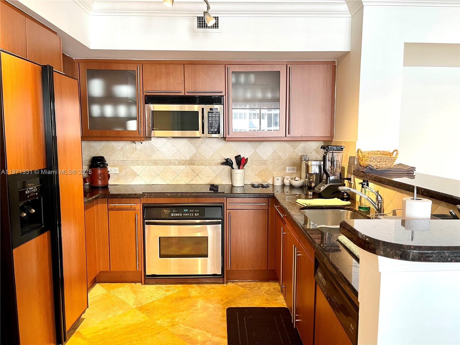 2080 S Ocean Dr 604 photo 9