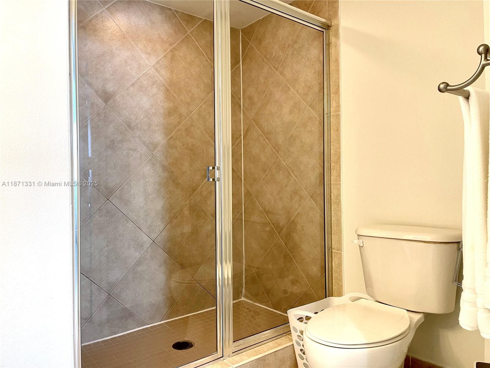 2080 S Ocean Dr 604 photo 15