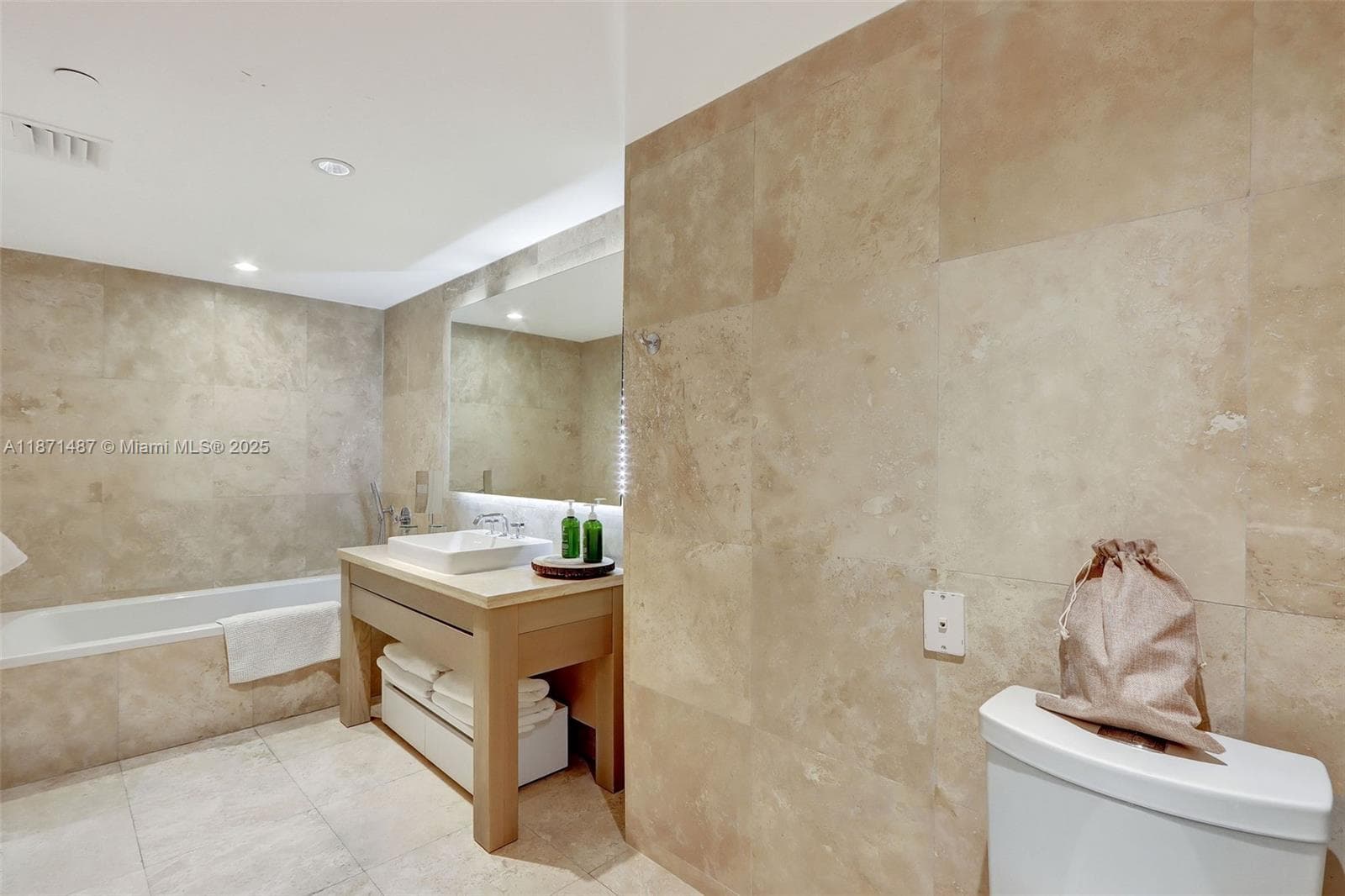 102 24th St 1213 photo 12