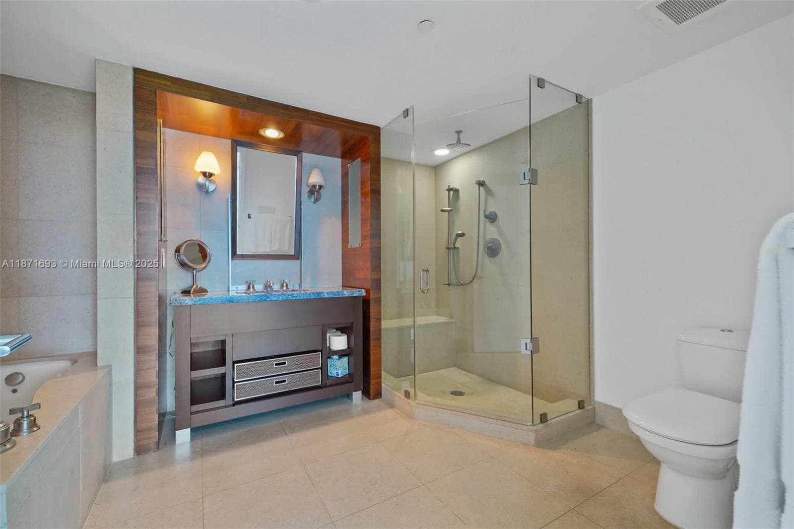6801 Collins Ave 1204/1217 photo 6