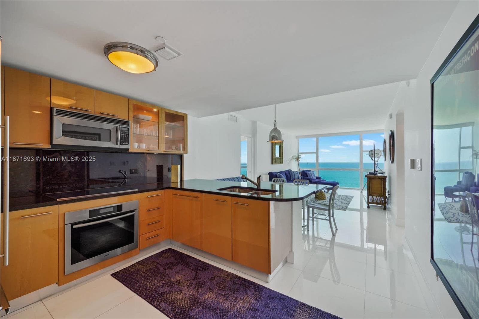 6801 Collins Ave 1204/1217 photo 12